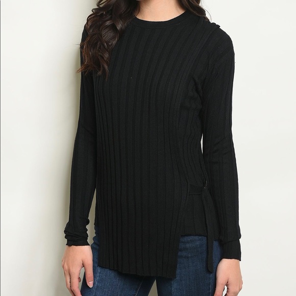 Black Top - Picture 2 of 3